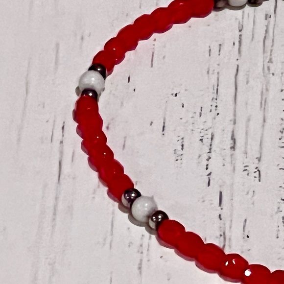 Elegant Red Handmade Beaded Ankle Bracelet. - Picture 5 of 6